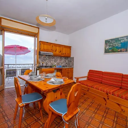 Secrel Apartment *