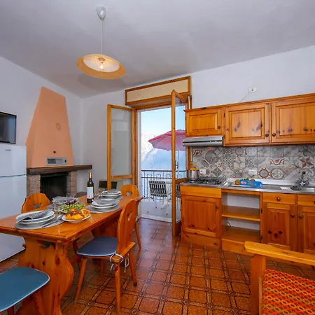 Secrel - Happy Apartament *