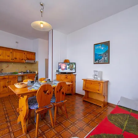 Apartament Secrel - Happy